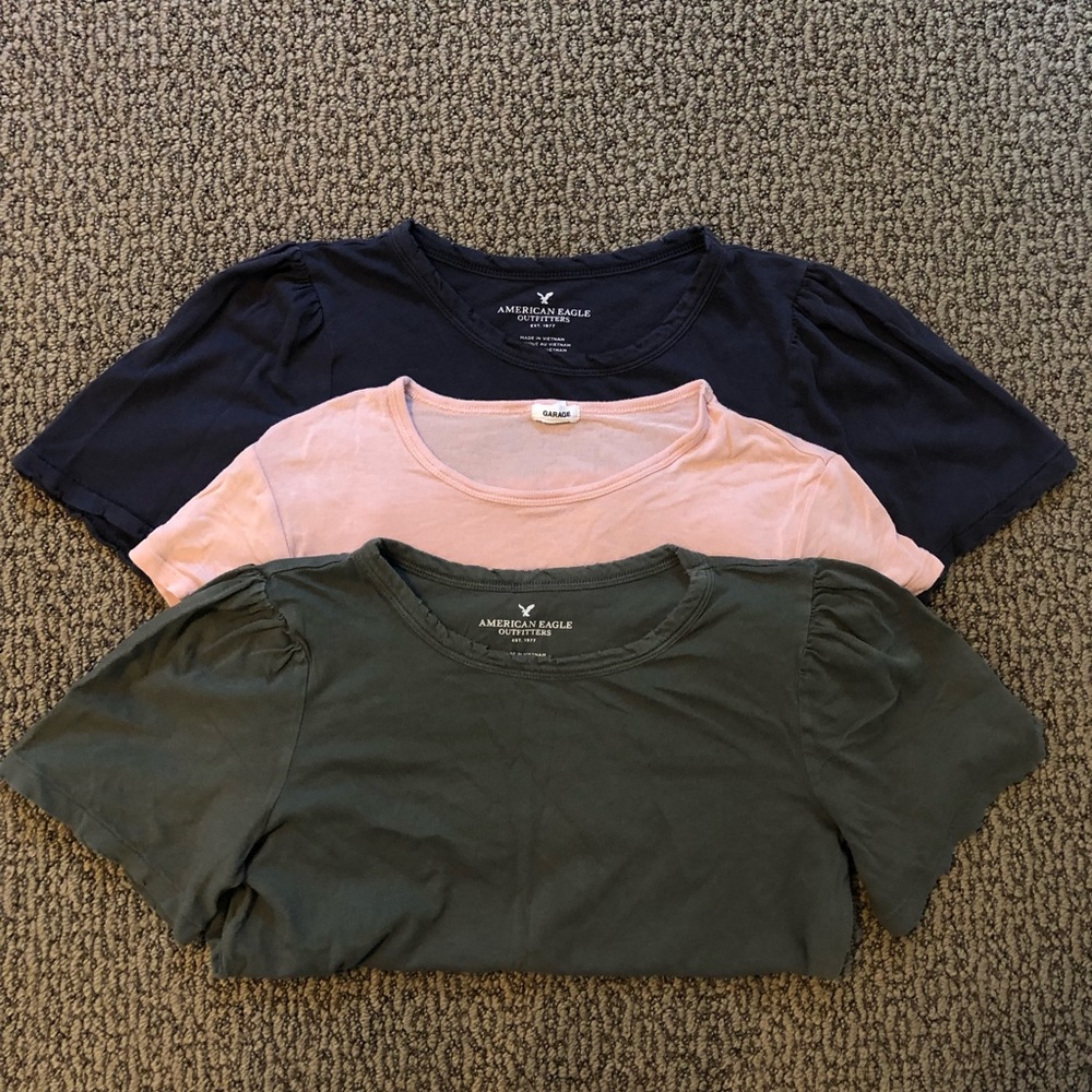 ***3 FOR $15*** AE and Garage Short-Sleeved Tees!